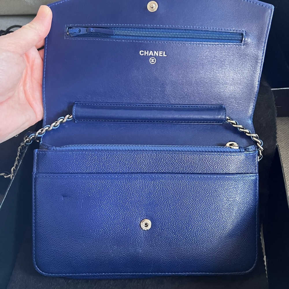 Chanel Sevruga Caviar Wallet On A Chain - Picture 3 of 11
